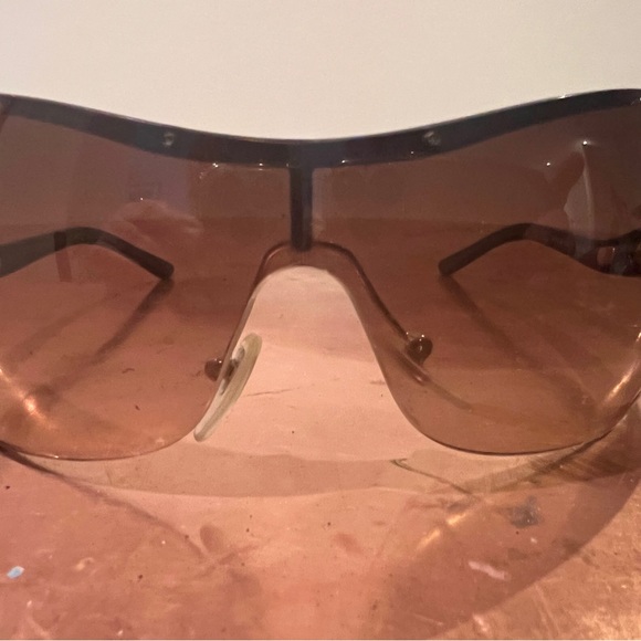 3 pairs of Bvlgari sunglasses - Picture 5 of 7